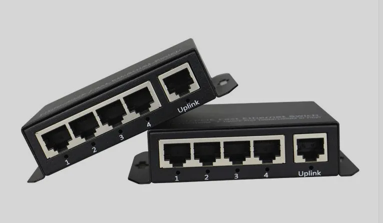 

4-port 10 / 100M PoE Switch network of compatible network cameras and wireless AP power IEEE 802.3af(15.4W)