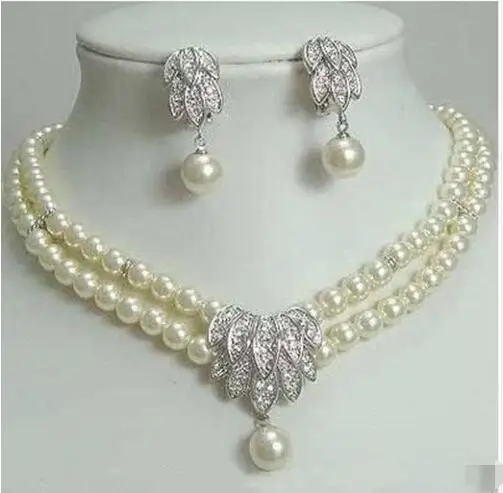 Women Gift Freshwater SHIPPING HOT sell new Style 7-8mm freshwater white Pearl Necklace earring set beautiful wedding
Women Gift Freshwater SHIPPING HOT sell new Style 7-8mm freshwater white Pearl Necklace earring set beautiful wedding