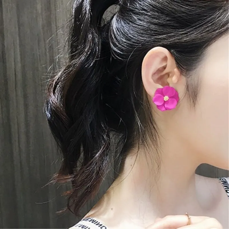New Fashion Ladies Cute Spray Paint Metal Flower Stud Earrings For Women Korean Jewelry Kids Girls Gifts Earring
New Fashion Ladies Cute Spray Paint Metal Flower Stud Earrings For Women Korean Jewelry Kids Girls Gifts Earring