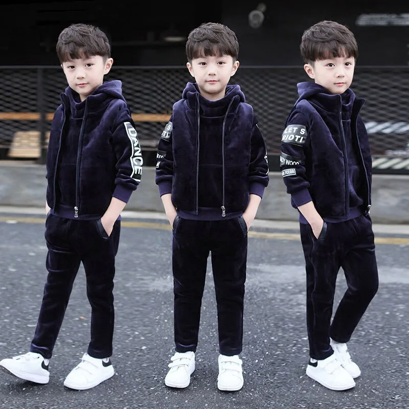 Hot 2021 Children's Gold Velvet Thickening Sweater 3 Pcs Set Boys Vest Jacket + Hooded Sweatshirt + Pants Kids Clothes Suit X283
Hot 2021 Children's Gold Velvet Thickening Sweater 3 Pcs Set Boys Vest Jacket + Hooded Sweatshirt + Pants Kids Clothes Suit X283