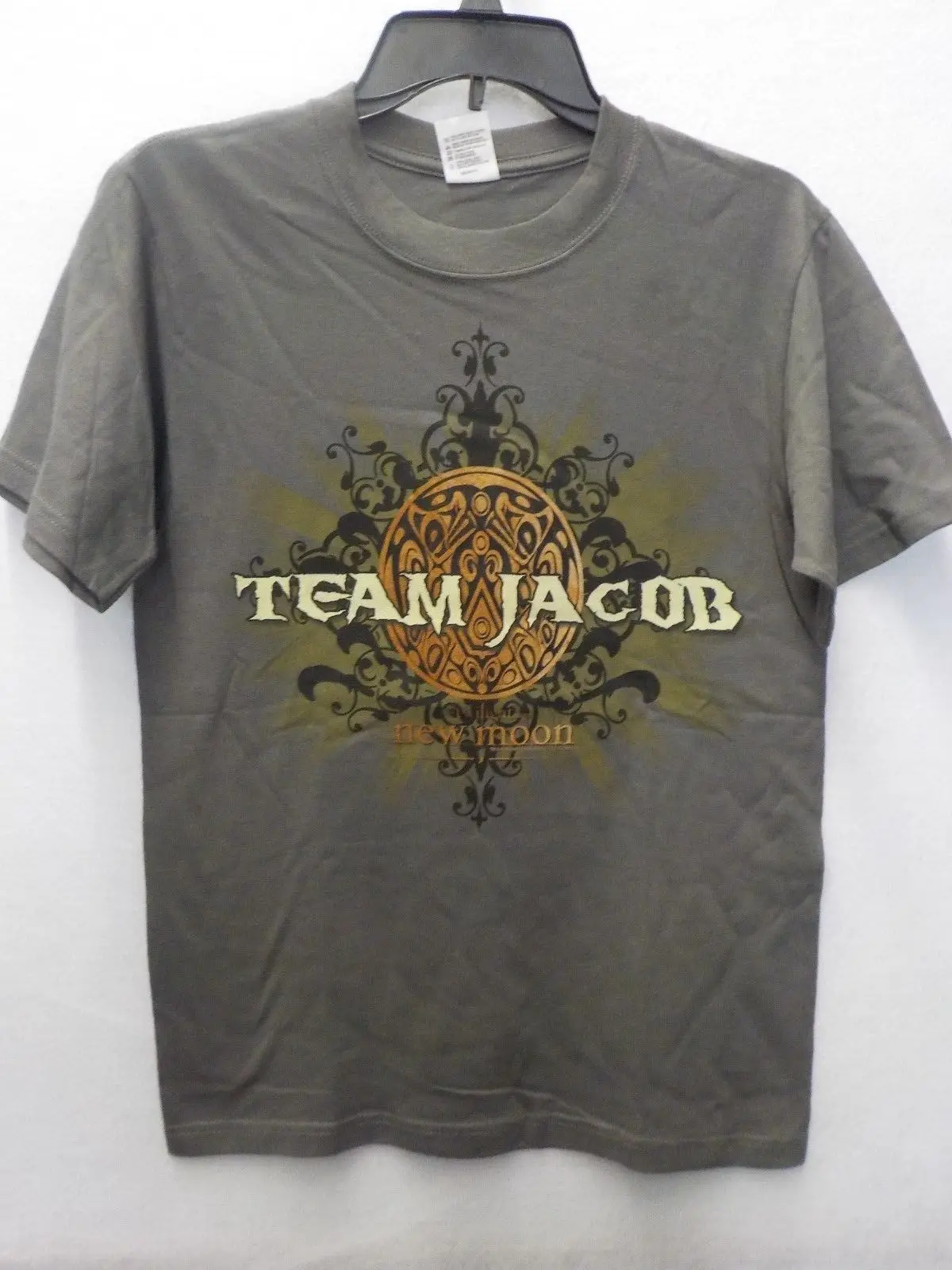 Мужская футболка с рисунком светящаяся Сага новая серая команды NEW MOON TEAM JACOB #13113