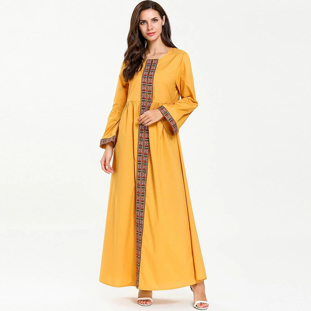Plus Size Women's Bohemian Long Dress Geometrical Embroidery High Waist Arabian Muslim Robe Maxi Dresses TA7688
Plus Size Women's Bohemian Long Dress Geometrical Embroidery High Waist Arabian Muslim Robe Maxi Dresses TA7688