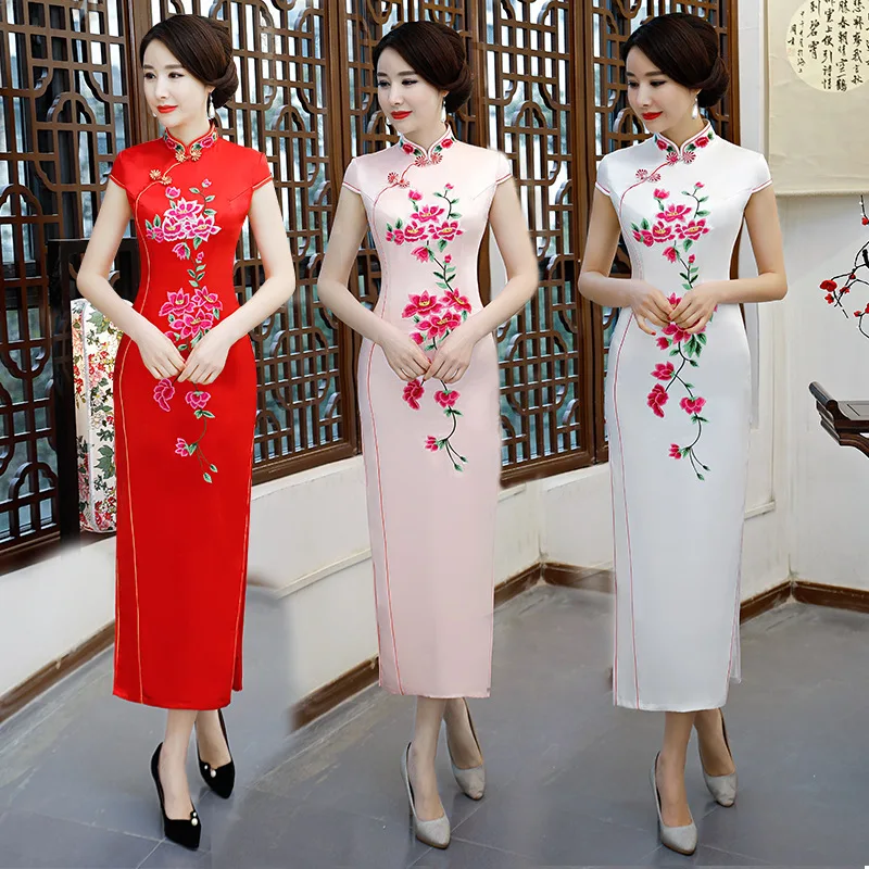 Stylish Ladies Rayon Cheongsam New 2019 Spring Chinese style Mandarin Collar Long Dress Womens Qipao Slim Party Dresses Vestido
Stylish Ladies Rayon Cheongsam New 2019 Spring Chinese style Mandarin Collar Long Dress Womens Qipao Slim Party Dresses Vestido