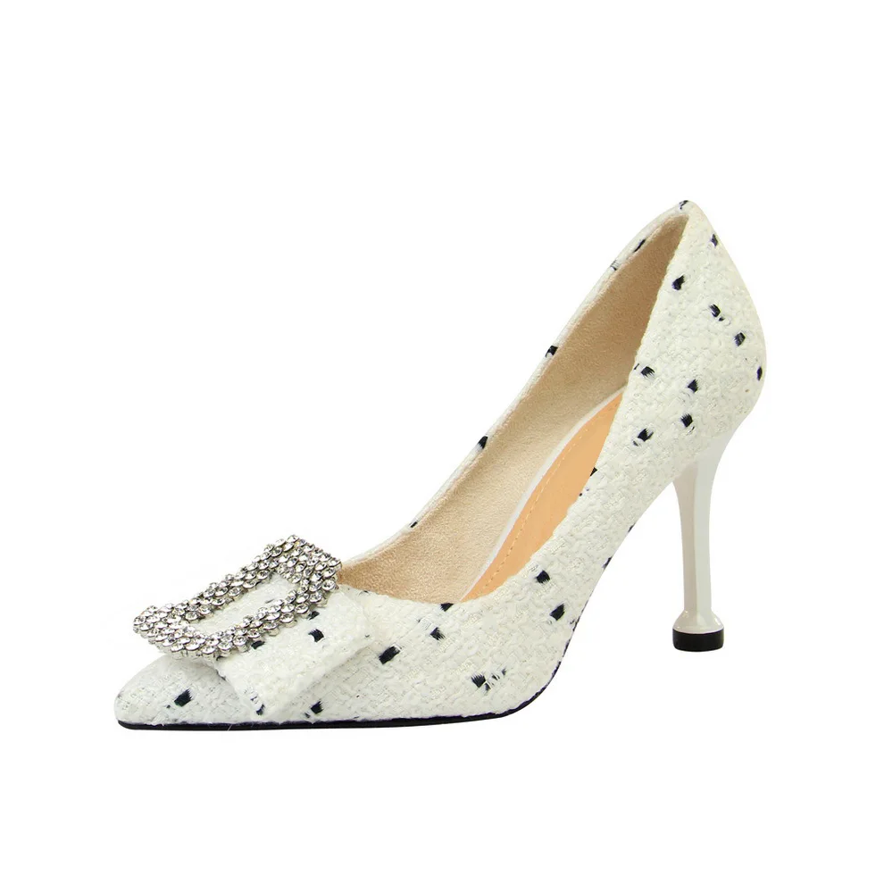 New Women Pumps Shoes Bow Wool Cloth Upper Shallow Pointed Toe Slip-On Metal 9cm Thin High Heels Casual Lady Party Female Shoes
New Women Pumps Shoes Bow Wool Cloth Upper Shallow Pointed Toe Slip-On Metal 9cm Thin High Heels Casual Lady Party Female Shoes