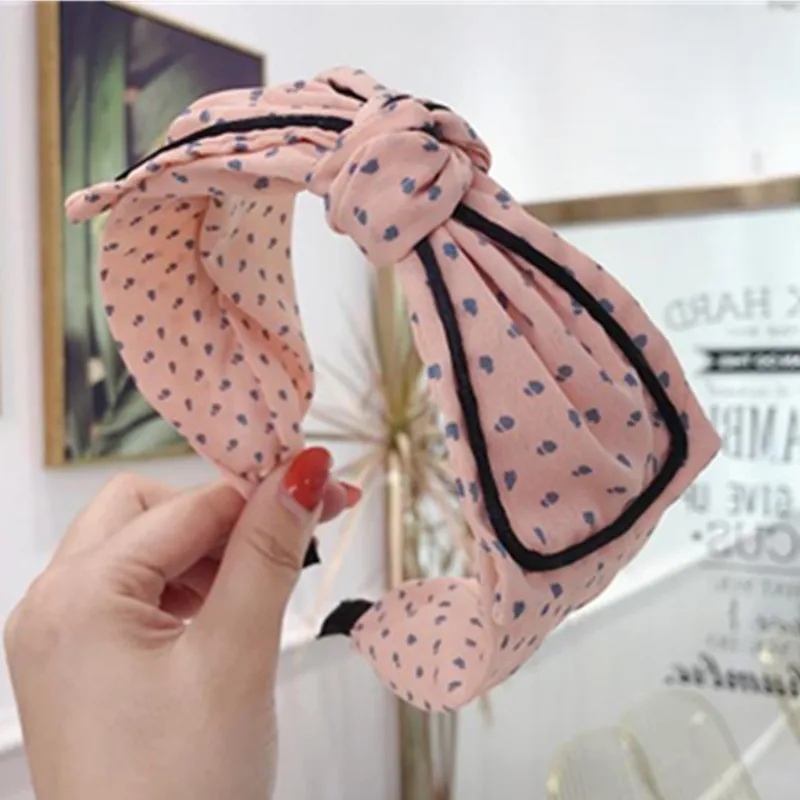 Wide Dots Print Hair Bow Headband for Women Bow Head Band Girls Hair Hoop Bow Adults Holiday Headband Ladies Bowknot Headband
Wide Dots Print Hair Bow Headband for Women Bow Head Band Girls Hair Hoop Bow Adults Holiday Headband Ladies Bowknot Headband