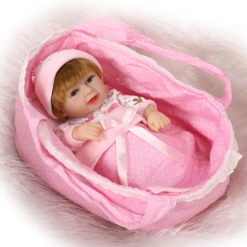 Full Silicone Reborn Dolls Lovely Baby In Basket Lifelike Newborn Bonecas Brinquedo Bebe Reborn Dolls Children Toys
Full Silicone Reborn Dolls Lovely Baby In Basket Lifelike Newborn Bonecas Brinquedo Bebe Reborn Dolls Children Toys