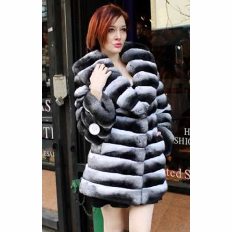 FURSARCAR New Women Natural Rex Rabbit Fur Jacket Winter Real Fur Coat Fashion Luxury Turn-Down Natural Fur Collar
FURSARCAR New Women Natural Rex Rabbit Fur Jacket Winter Real Fur Coat Fashion Luxury Turn-Down Natural Fur Collar