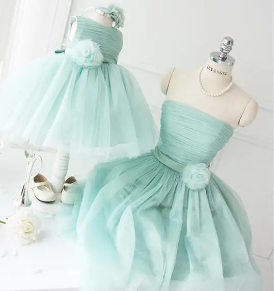 Mommy and Me Clothes Mother Daughter Dresses Wedding Princess Off Shoulder Family Matching Outfits Plus Sizes Party Dresses
Mommy and Me Clothes Mother Daughter Dresses Wedding Princess Off Shoulder Family Matching Outfits Plus Sizes Party Dresses