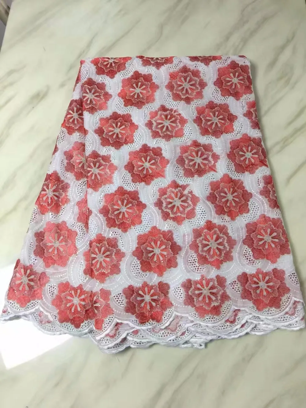 High Quality Stones Swiss Voile Lace In Switzerland 100% Cotton Swiss Voile Laces For Nigeria Lace Fabric A817-14
High Quality Stones Swiss Voile Lace In Switzerland 100% Cotton Swiss Voile Laces For Nigeria Lace Fabric A817-14