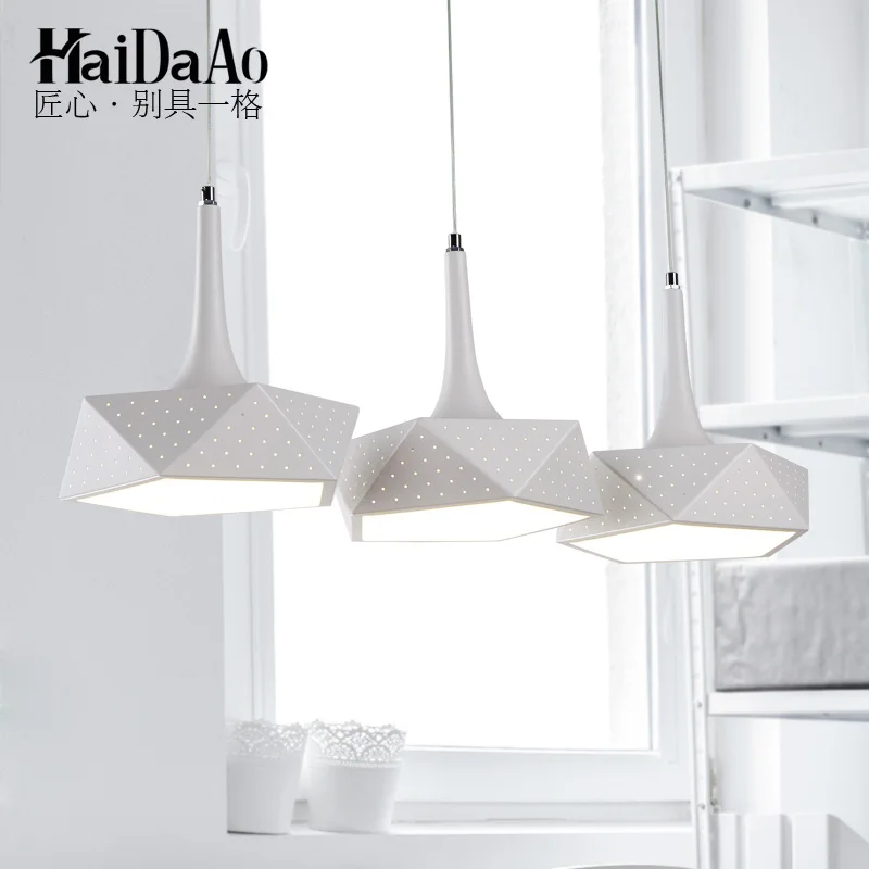 modern minimalist white iron led bar pendant light dining room coffee restaurant hanging lamp droplight 110-240V
modern minimalist white iron led bar pendant light dining room coffee restaurant hanging lamp droplight 110-240V