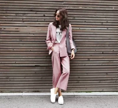 spring new fashion casual small suit suit female temperament loose nine pants suit two suit women Loose Wild elegant trend
spring new fashion casual small suit suit female temperament loose nine pants suit two suit women Loose Wild elegant trend