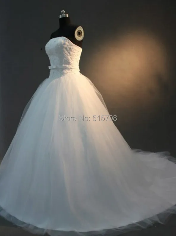 Real Photo Wedding Dresses Strapless Sleeveless Court Train Lace Up in Back Lace Applique Church Garden Bridal Dress
Real Photo Wedding Dresses Strapless Sleeveless Court Train Lace Up in Back Lace Applique Church Garden Bridal Dress