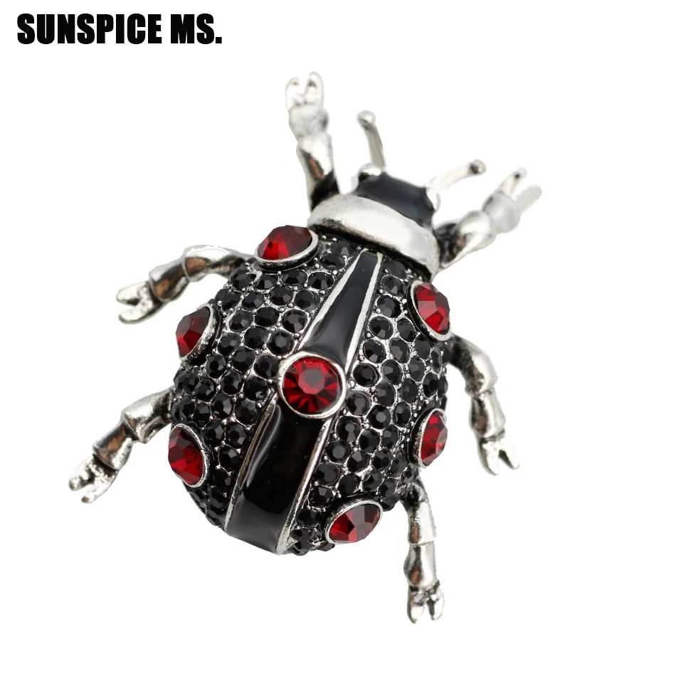 Lovely Crystal beetle Insect Brooch Pins For Women Antique Silver Color Black Enamel Round Ladybug Animal Brooch Jewelry 2018
Lovely Crystal beetle Insect Brooch Pins For Women Antique Silver Color Black Enamel Round Ladybug Animal Brooch Jewelry 2018