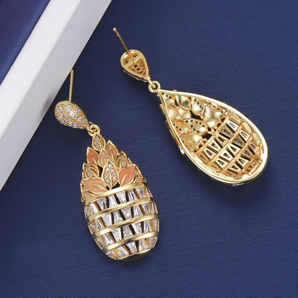 Classic Teardrop Waterdrop Shape Pendant Necklace Dangle Earrings Jewelry Sets For Dubai Nigerian Women Wedding Engagement
Classic Teardrop Waterdrop Shape Pendant Necklace Dangle Earrings Jewelry Sets For Dubai Nigerian Women Wedding Engagement