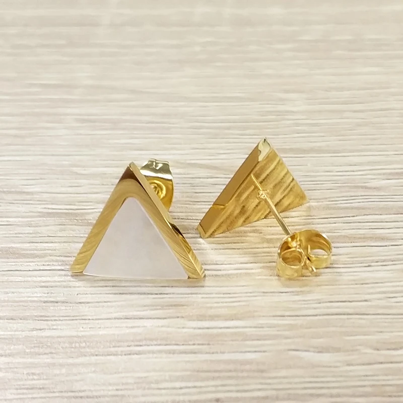 Triangle Shape Wedding Bridal Jewelry Sets Gold Color Stud Earrings & Necklace Pendant for Women Abalone Shell Luxury Gift
Triangle Shape Wedding Bridal Jewelry Sets Gold Color Stud Earrings & Necklace Pendant for Women Abalone Shell Luxury Gift