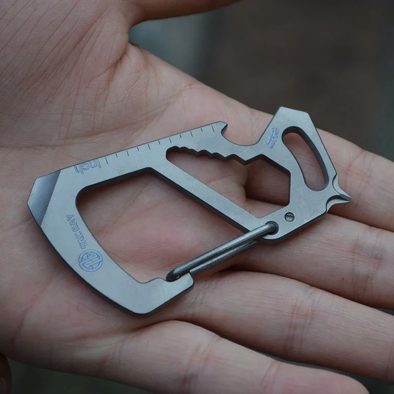 Multifunctional Quick-hanging Titanium Alloy Key Kettle Buckle Outdoor Safety Hanging Buckle EDC Multi-tool
Multifunctional Quick-hanging Titanium Alloy Key Kettle Buckle Outdoor Safety Hanging Buckle EDC Multi-tool