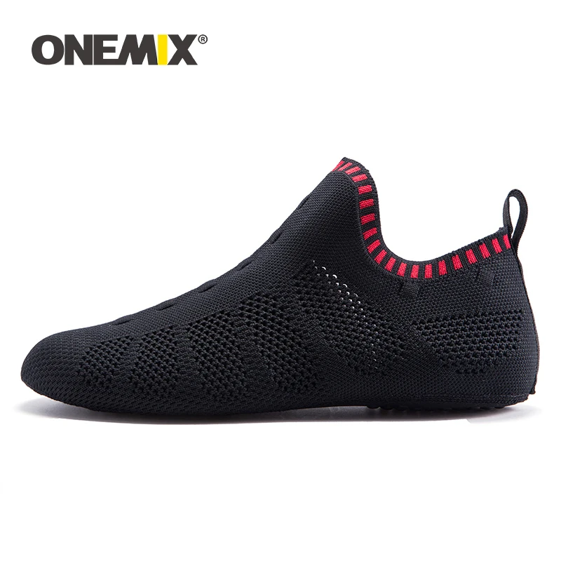 ONEMIX 2023 новейшая Весенняя женская многофункциональная для носков Мужская обувь повседневные домашние тапочки; Домашняя обувь с Обувь с дышащей сеткой быстросохнущая светильник обувь для занятий йогой
ONEMIX 2023 новейшая Весенняя женская многофункциональная для носков Мужская обувь повседневные домашние тапочки; Домашняя обувь с Обувь с дышащей сеткой быстросохнущая светильник обувь для занятий йогой