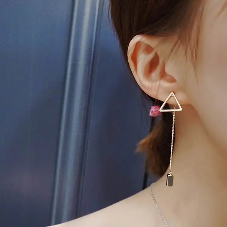 Korean Geometric Triangle Asymmetric Earrings For Women Simple Metallic Gold-color Drop Dangle Earrings Brincos Bijoux Gift
Korean Geometric Triangle Asymmetric Earrings For Women Simple Metallic Gold-color Drop Dangle Earrings Brincos Bijoux Gift