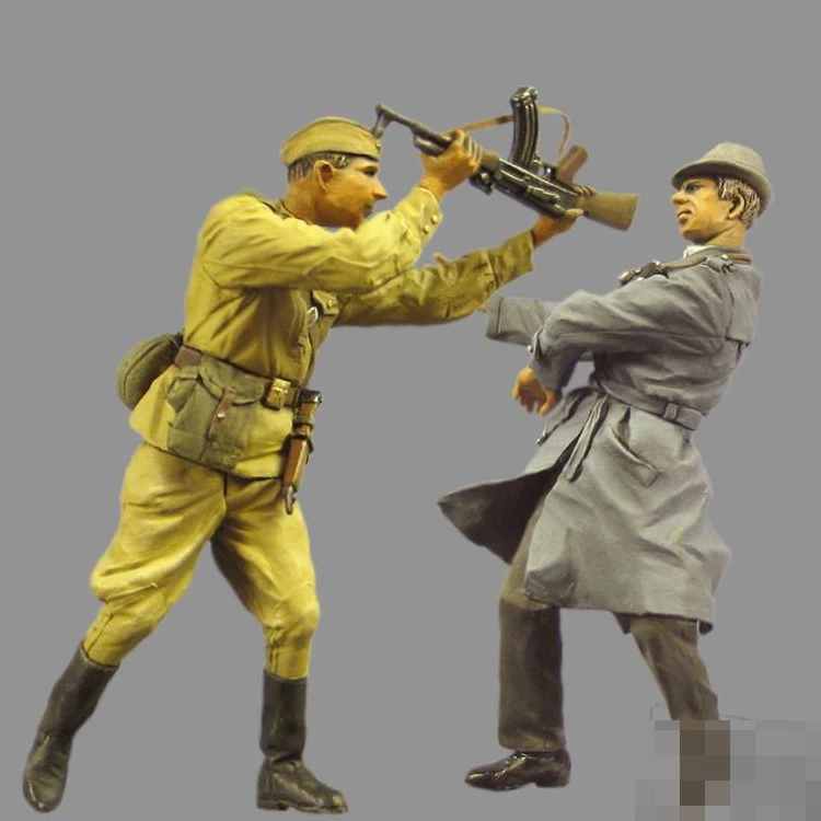 1/35 Soviet soldier and rebel, Resin Model Soldier, GK, World War II military theme, Unassembled and unpainted kit
1/35 Soviet soldier and rebel, Resin Model Soldier, GK, World War II military theme, Unassembled and unpainted kit