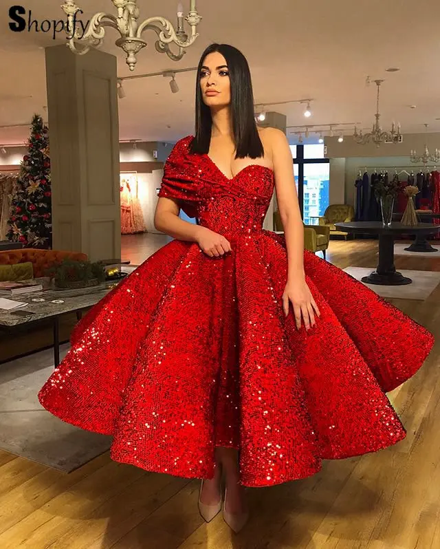 Long Women Evening Dress 2020 One Shoulder A-line Sequined Saudi Arabia Red Formal Evening Gowns robe de soiree
Long Women Evening Dress 2020 One Shoulder A-line Sequined Saudi Arabia Red Formal Evening Gowns robe de soiree