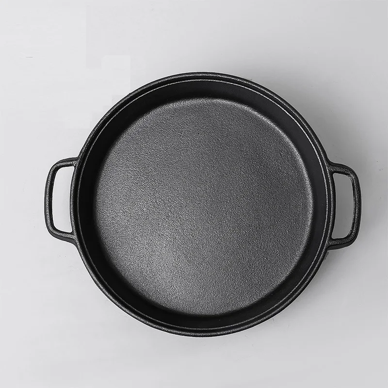 High quality 28CM Flat bottom cast iron frying pan old fashioned manual no coating pan
High quality 28CM Flat bottom cast iron frying pan old fashioned manual no coating pan