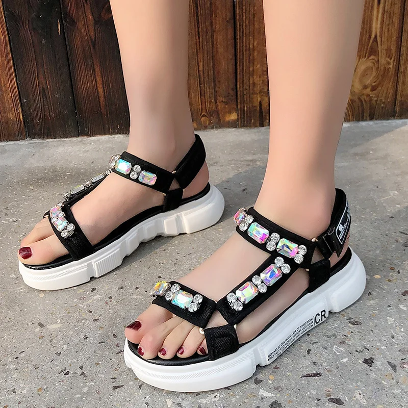 2019 Summer New Fashion Canvas Casual Women Handmade Ankle Strap Sandals Med Heels Slippers Ladies Walking Top quality Shoes
2019 Summer New Fashion Canvas Casual Women Handmade Ankle Strap Sandals Med Heels Slippers Ladies Walking Top quality Shoes