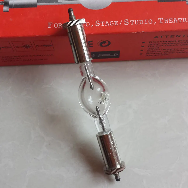 HMI300W Moving Head Light Replacement Parts HMI 300 Metal Halide Lamp SFc10-4 For Disco stage Lighting 
HMI300W Moving Head Light Replacement Parts HMI 300 Metal Halide Lamp SFc10-4 For Disco stage Lighting