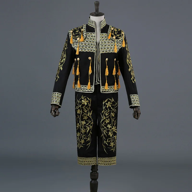 Gold Embroidery Tassel Sequin Black 3 Piece Stage Suit(Jacket+Pants+Vest) Men Bullfight Dance Singer Suit Blazer Matador Costume
Gold Embroidery Tassel Sequin Black 3 Piece Stage Suit(Jacket+Pants+Vest) Men Bullfight Dance Singer Suit Blazer Matador Costume