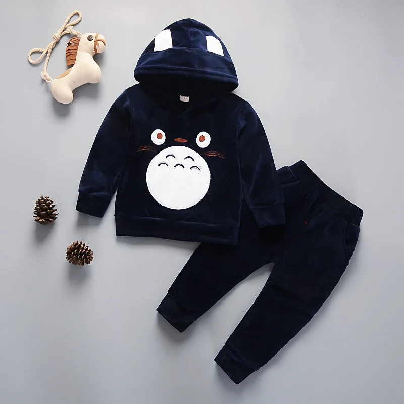 Spring new silver fox velvet hooded clothes Children's clothing two set sports cartoon children set
Spring new silver fox velvet hooded clothes Children's clothing two set sports cartoon children set