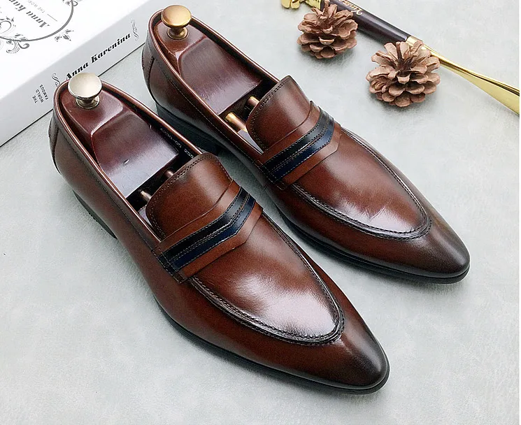 Fashion Pointed Toes Genuine Leather England Style Slip On Spring Autumn Low Heel Dress Shoes Men Handmade Business Casual Shoes
Fashion Pointed Toes Genuine Leather England Style Slip On Spring Autumn Low Heel Dress Shoes Men Handmade Business Casual Shoes