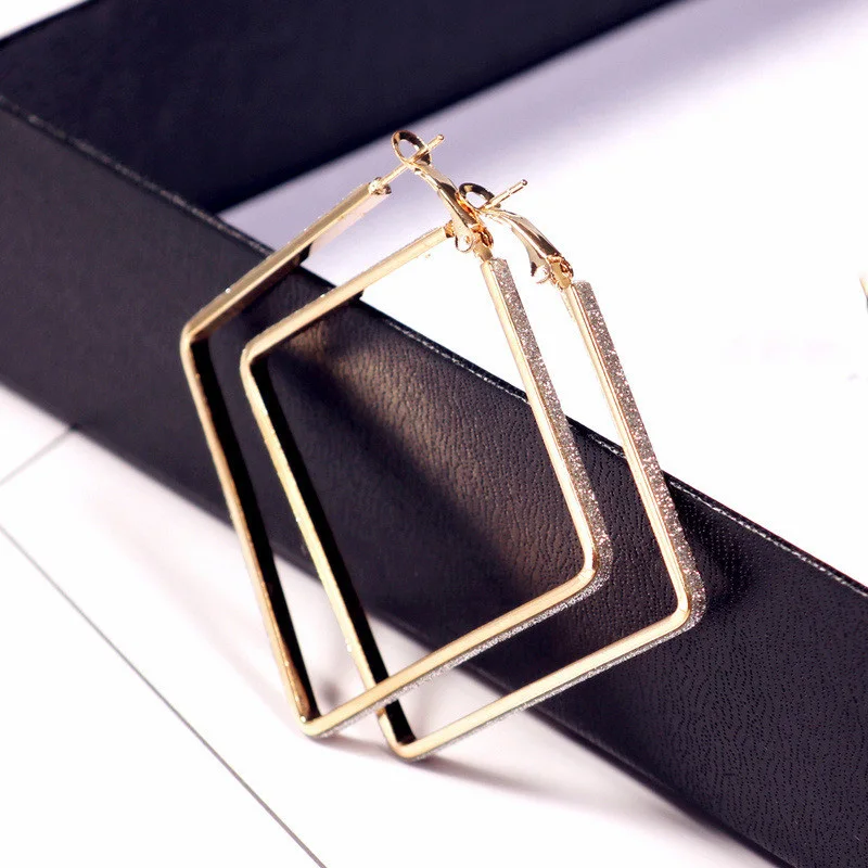 Frosted Style 50/60mm Square Hoop Earrings For Women Gold Color Wedding Hoop Earrings Party Gift
Frosted Style 50/60mm Square Hoop Earrings For Women Gold Color Wedding Hoop Earrings Party Gift