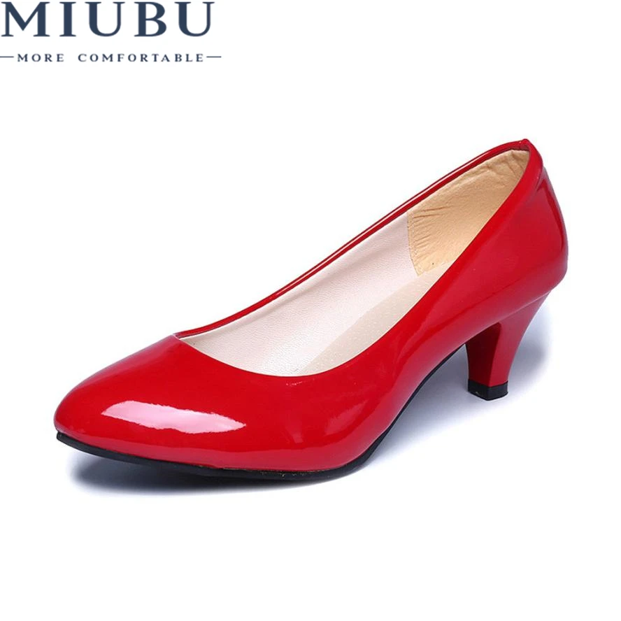 MIUBU 2020 Women Shoes Fashion Nude Shallow Mouth Leather Women Office Work Heels Shoes Elegant Ladies Female Low Heel Shoes
MIUBU 2020 Women Shoes Fashion Nude Shallow Mouth Leather Women Office Work Heels Shoes Elegant Ladies Female Low Heel Shoes