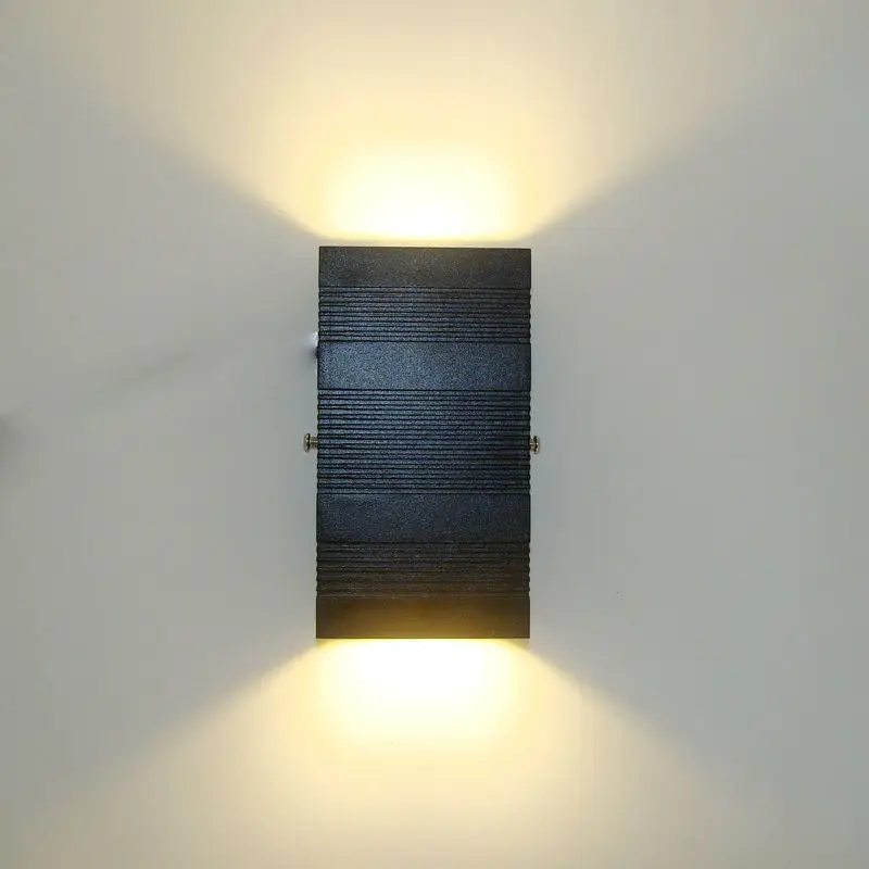 Modern LED outdoor wall lamp Porch light COB 6w Waterproof IP65 for garden decoration up down beam wall sconce rectangle 1151
Modern LED outdoor wall lamp Porch light COB 6w Waterproof IP65 for garden decoration up down beam wall sconce rectangle 1151