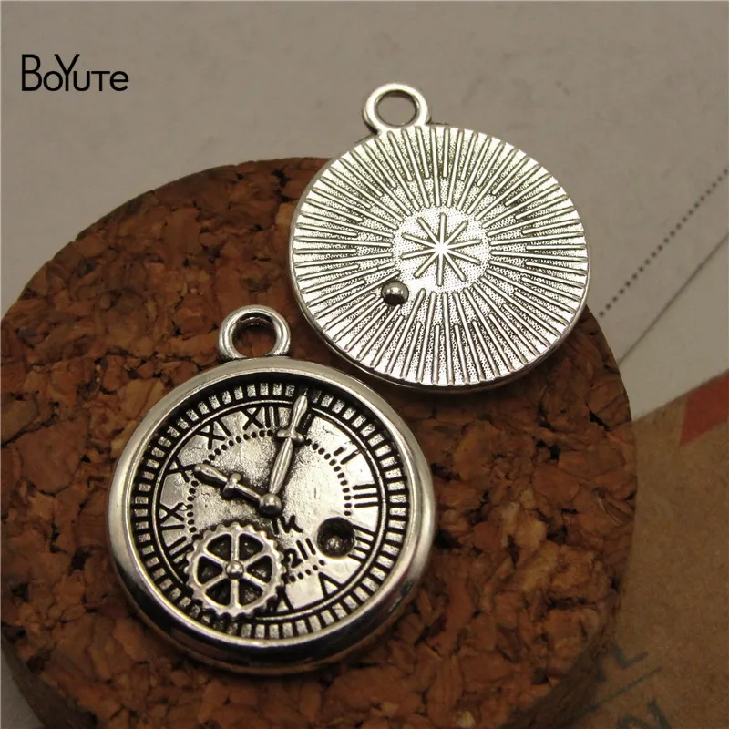BoYuTe (100 Pieces/Lot) Factory Wholesale Tibetan Silver Clock Pendant Charms Diy Metal Alloy Hand Made Jewelry Accessories
BoYuTe (100 Pieces/Lot) Factory Wholesale Tibetan Silver Clock Pendant Charms Diy Metal Alloy Hand Made Jewelry Accessories