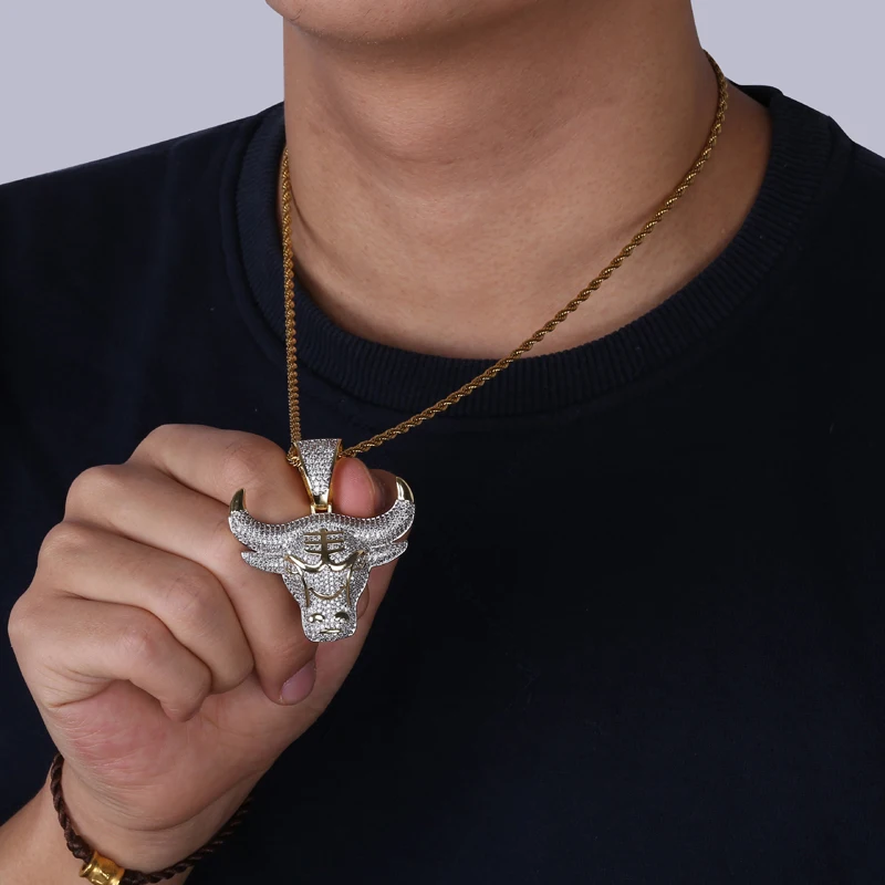 Fashion HipHop Bull Head Pendant Micro setting 3A Zircon Animal Personality Necklace
Fashion HipHop Bull Head Pendant Micro setting 3A Zircon Animal Personality Necklace