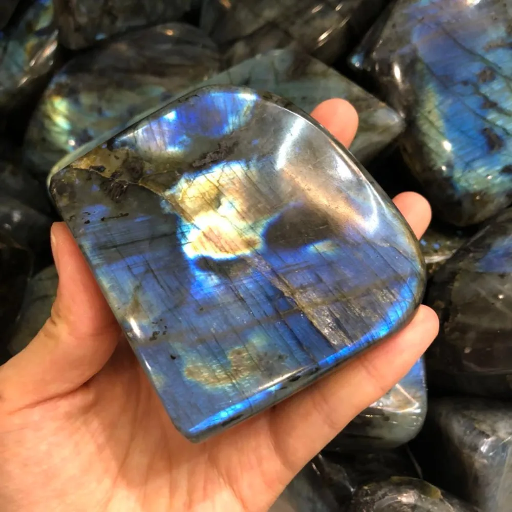 AAA polished labradorite stone labradorite rough decorations with blue flash 800-100KG
AAA polished labradorite stone labradorite rough decorations with blue flash 800-100KG