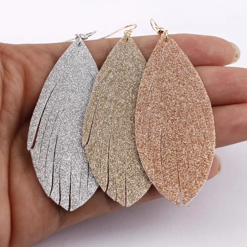 ZWPON 2019 New Glitter Leather Feather Earrings for Women Trendy Gold Statement Earrings Jewelry Wholesale
ZWPON 2019 New Glitter Leather Feather Earrings for Women Trendy Gold Statement Earrings Jewelry Wholesale