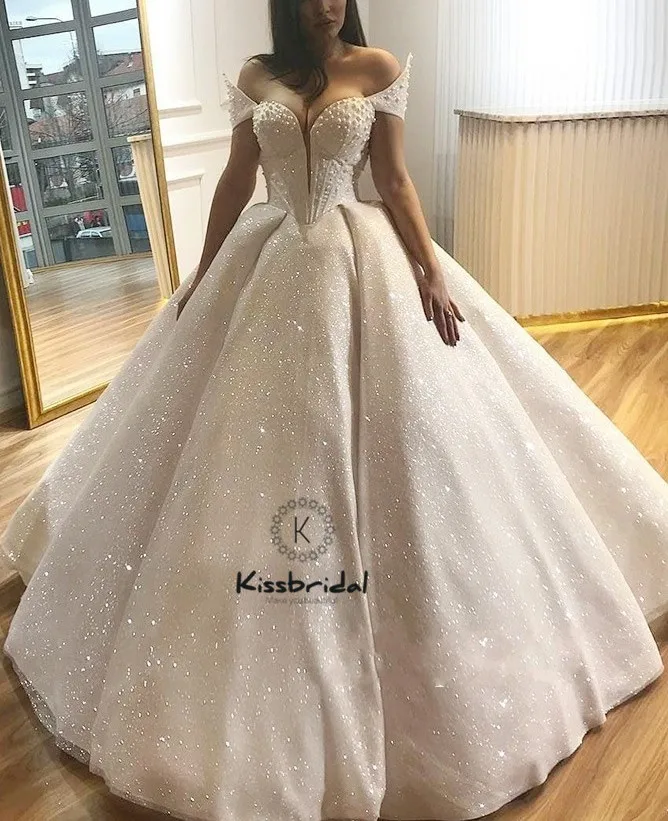 Роскошные бальное платье Свадебные Dresess 2018 пикантные Off-the-Shoulder Swertheart декольте невесты платье vestido novia
Роскошные бальное платье Свадебные Dresess 2018 пикантные Off-the-Shoulder Swertheart декольте невесты платье vestido novia