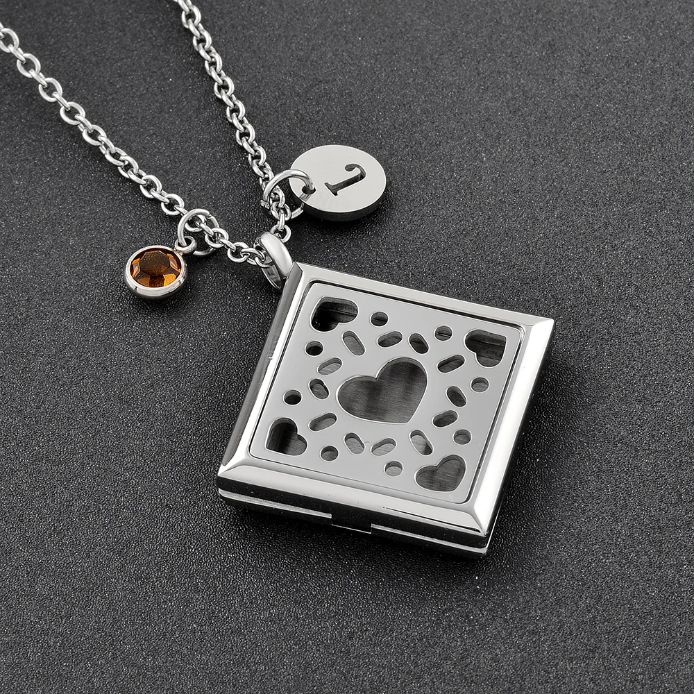 Personalised Square Trendy Aroma Necklace Magnetic Closure Locket Essential Oil Diffuser Pendant Necklace Jewelry Pads As Gift
Personalised Square Trendy Aroma Necklace Magnetic Closure Locket Essential Oil Diffuser Pendant Necklace Jewelry Pads As Gift