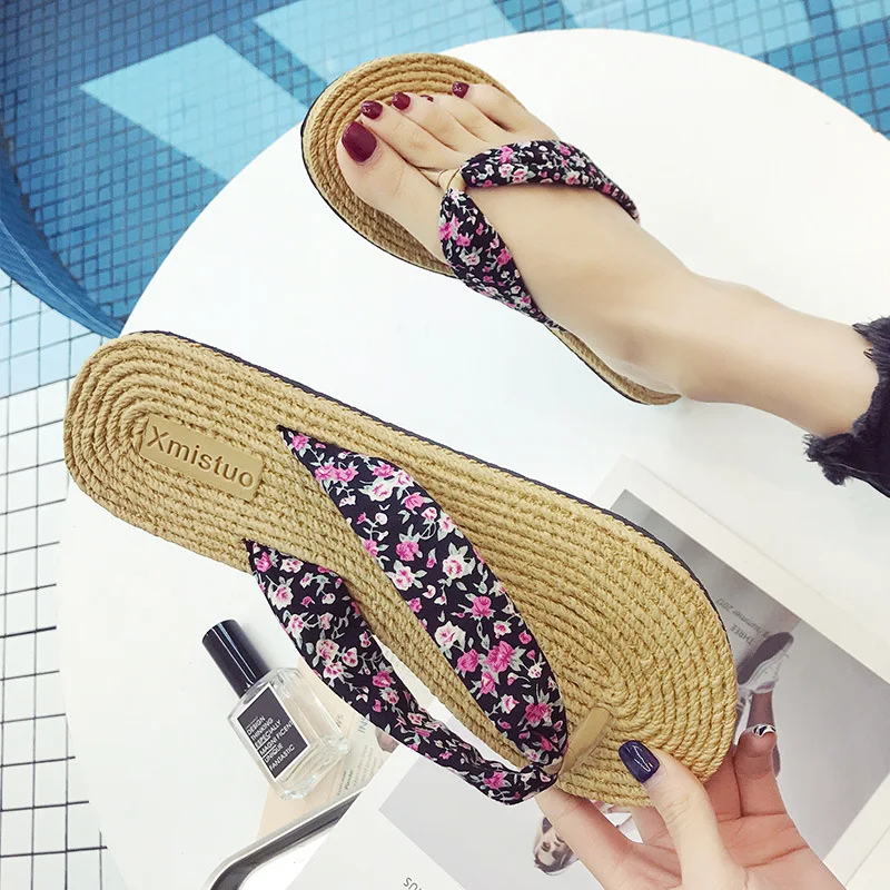 13 Color Beach Women Flip Flops Flat Non-slip Slides 2019 New Holiday Slippers Black Red Dot Flowers Bohemia Hemp Rope Shoes
13 Color Beach Women Flip Flops Flat Non-slip Slides 2019 New Holiday Slippers Black Red Dot Flowers Bohemia Hemp Rope Shoes