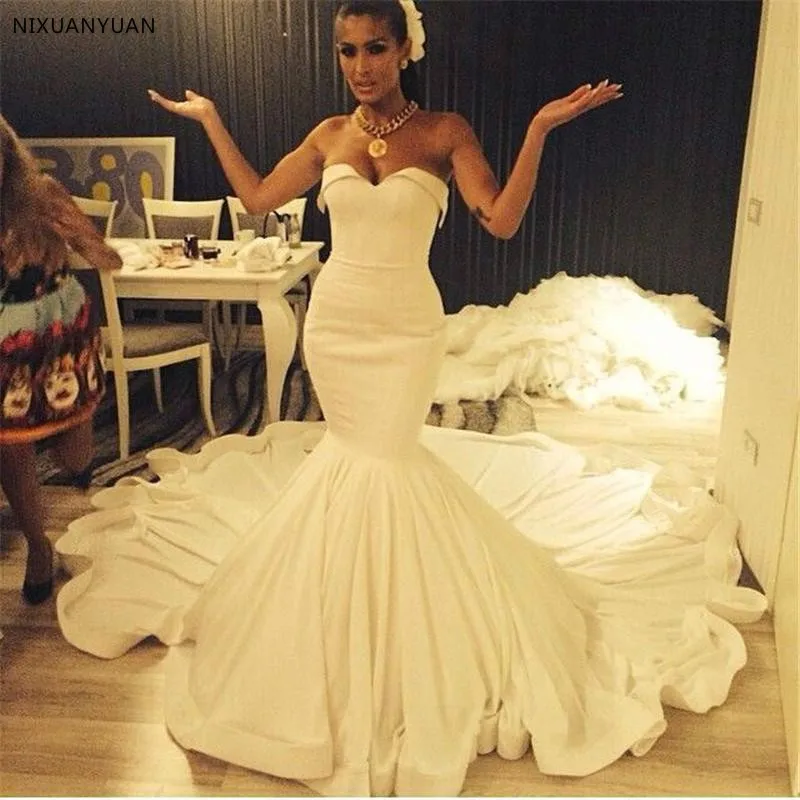 Bling Peacock Crystals Mermaid Wedding Dress Custom Made 2021 Dress For Party Sweetheart Long Sexy Sheer Wedding Party Dress
Bling Peacock Crystals Mermaid Wedding Dress Custom Made 2021 Dress For Party Sweetheart Long Sexy Sheer Wedding Party Dress