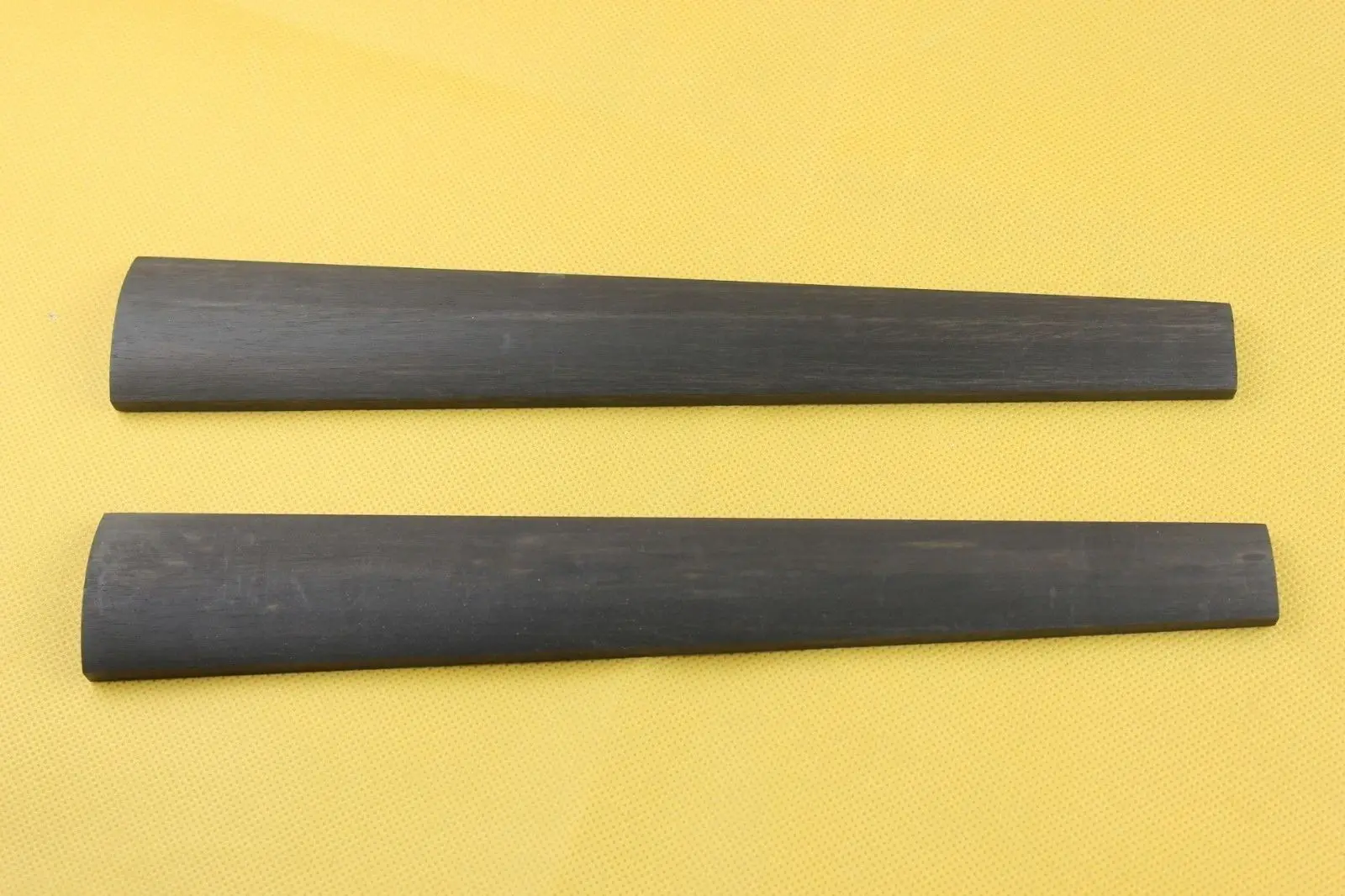 1 шт. отличный черный viola Indonesia ebony fingerboard 16 "очень хорошие viola части
1 шт. отличный черный viola Indonesia ebony fingerboard 16 "очень хорошие viola части