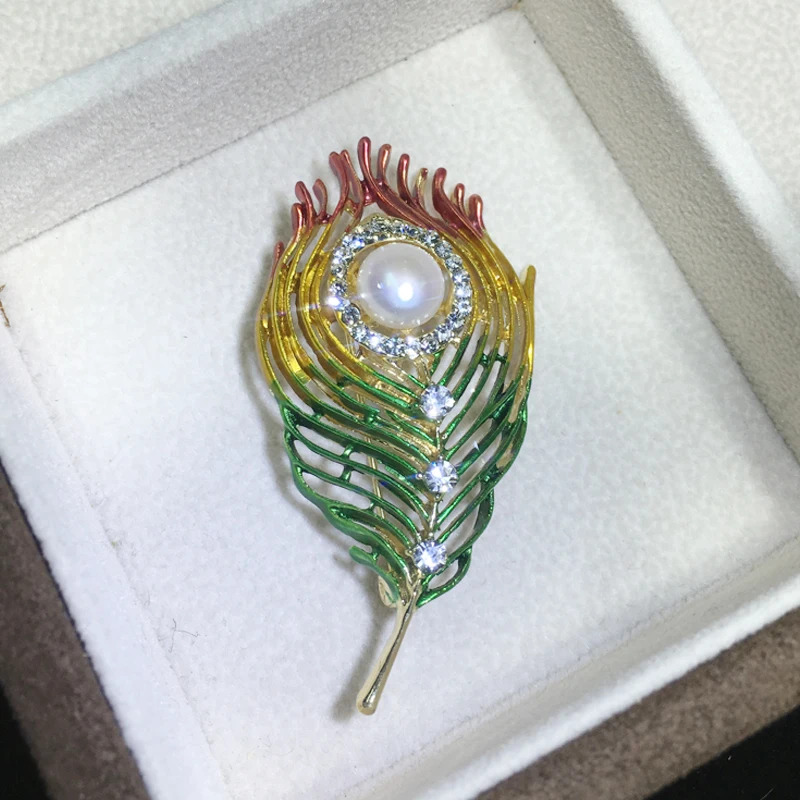 ZHBORUINI High Quality Natural Freshwater Pearl Brooch Pearl Feather Brooch Gold Color Pearl Jewelry For Women Gift Accessories
ZHBORUINI High Quality Natural Freshwater Pearl Brooch Pearl Feather Brooch Gold Color Pearl Jewelry For Women Gift Accessories