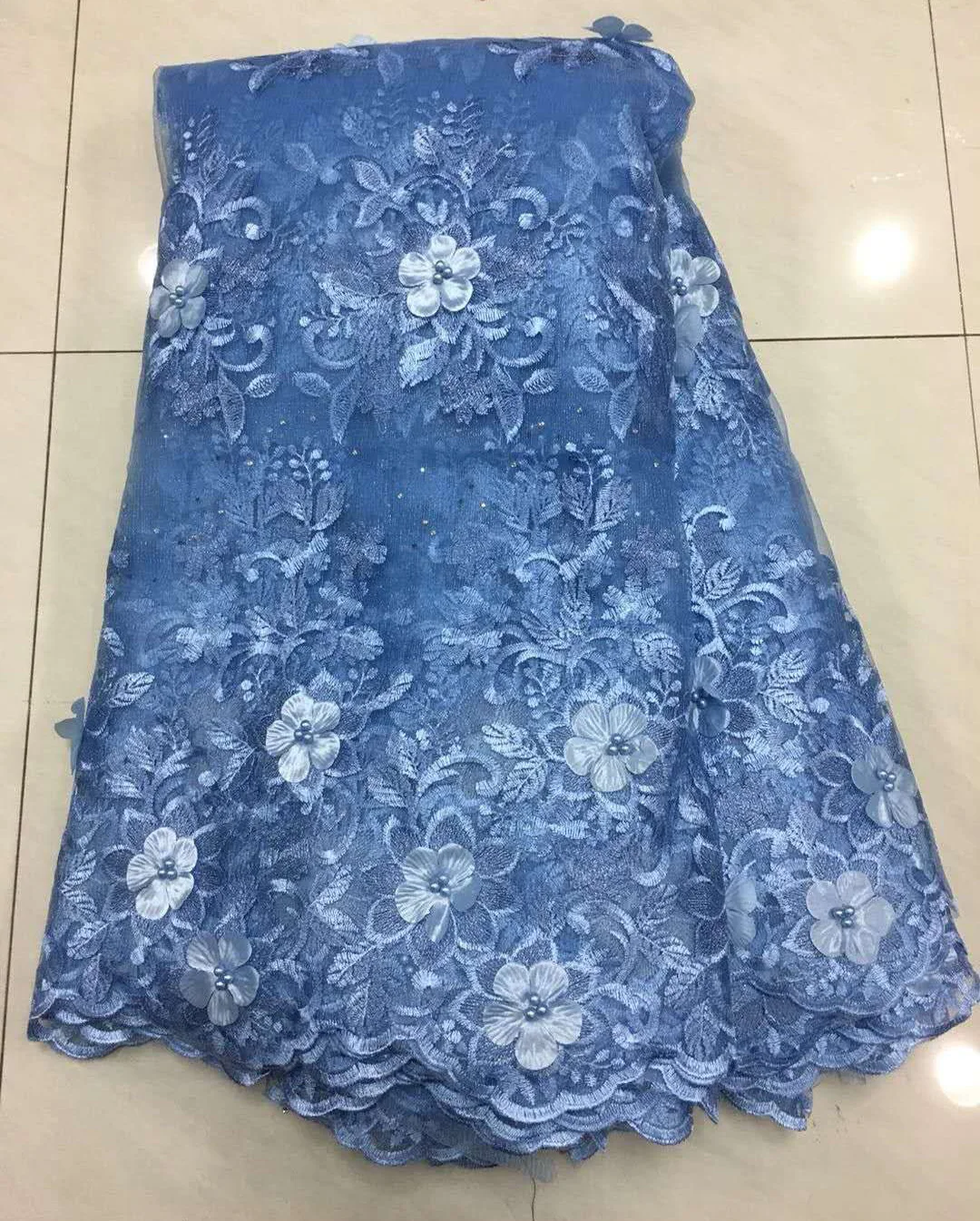 2019 Latest French Nigerian Laces Fabrics High Quality Tulle African Laces Fabric Wedding African French Tulle Lace ZA35-7
2019 Latest French Nigerian Laces Fabrics High Quality Tulle African Laces Fabric Wedding African French Tulle Lace ZA35-7