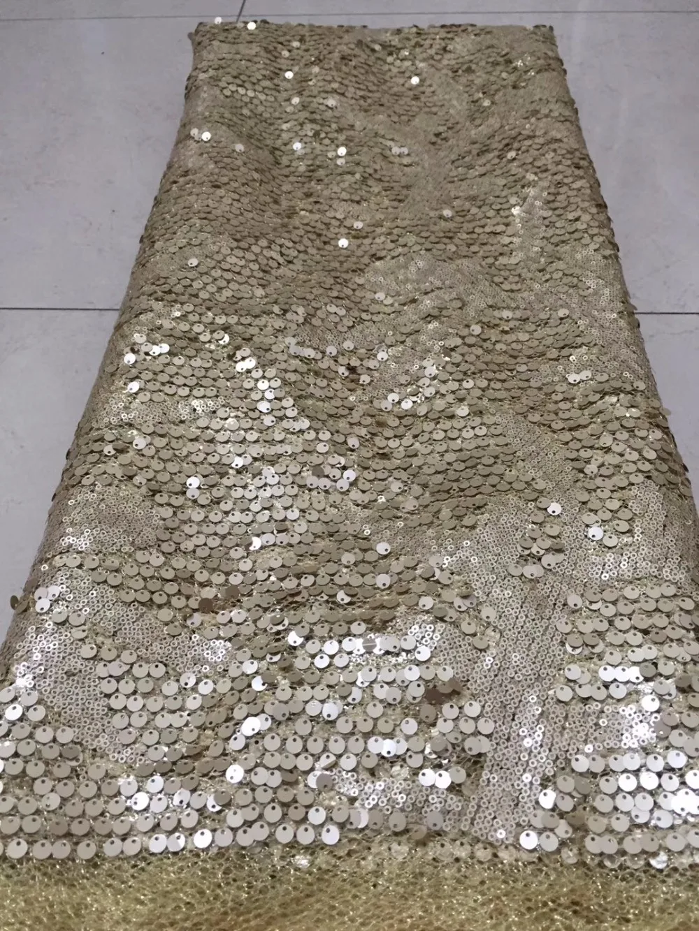 2018 new design high quality long evening dresses french tulle african mesh net lace fabric CDZ724-13
2018 new design high quality long evening dresses french tulle african mesh net lace fabric CDZ724-13