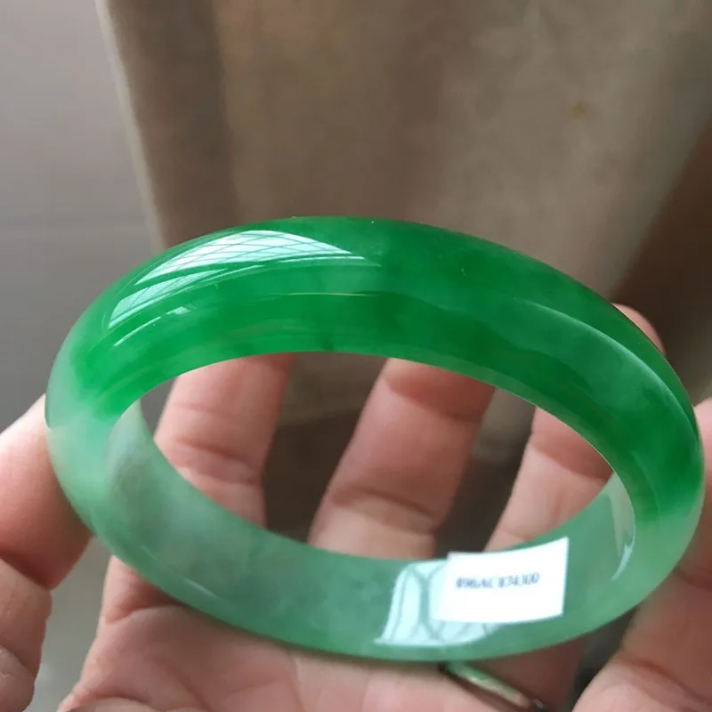 Emerald green bracelet A cargo Jade jade bracelet Emerald female bracelet Boutique >> Green Jade Bracelet
Emerald green bracelet A cargo Jade jade bracelet Emerald female bracelet Boutique >> Green Jade Bracelet