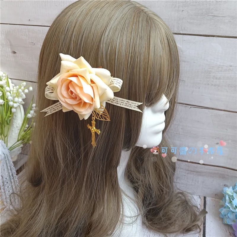 Lolita rose flower pill bowknot edge clip hairpin hair soft sister girl duckbill clip who cos gay men
Lolita rose flower pill bowknot edge clip hairpin hair soft sister girl duckbill clip who cos gay men