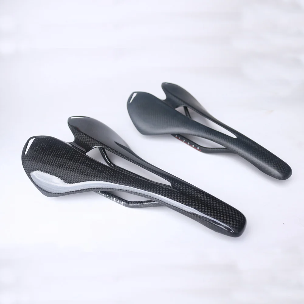 free shipping road bicycle saddle top level mountain bike full carbon saddle MTB front sella sillin seat matround carbon
free shipping road bicycle saddle top level mountain bike full carbon saddle MTB front sella sillin seat matround carbon