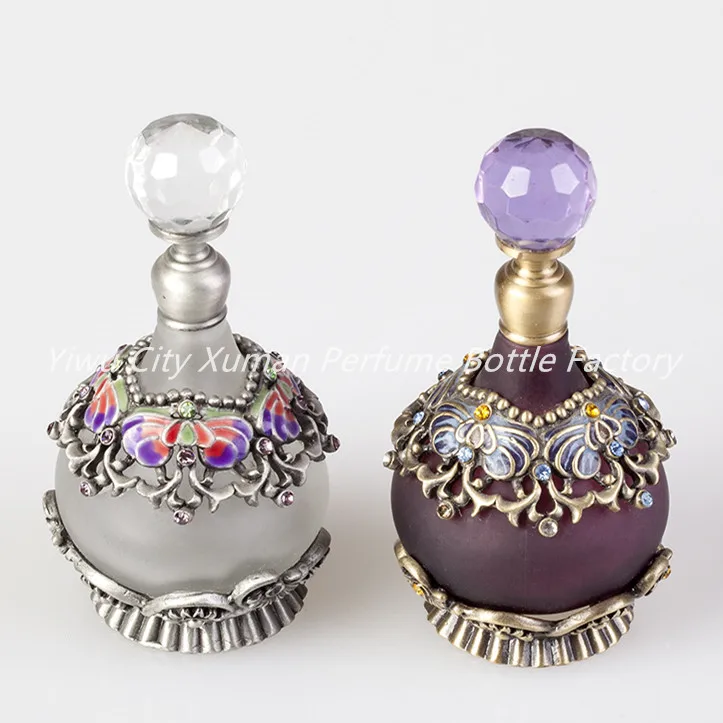 23ml Perfume Bottle Vintage Empty Refillable Bottle Graven Metal Flower Glass Empty Container Gift Home Decoration#58775
23ml Perfume Bottle Vintage Empty Refillable Bottle Graven Metal Flower Glass Empty Container Gift Home Decoration#58775