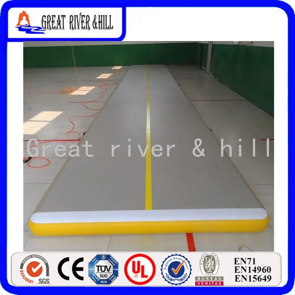 Great river hill Inflatable training mat for gym training with free a pump 8MX1M
Great river hill Inflatable training mat for gym training with free a pump 8MX1M